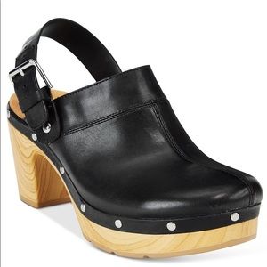 Clarks Artisian Ladella Slingback Clogs